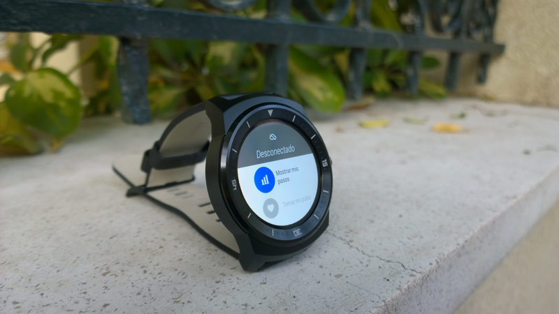 Illustration for article titled LG G Watch R, análisis: el smartwatch se sigue buscando a sí mismo